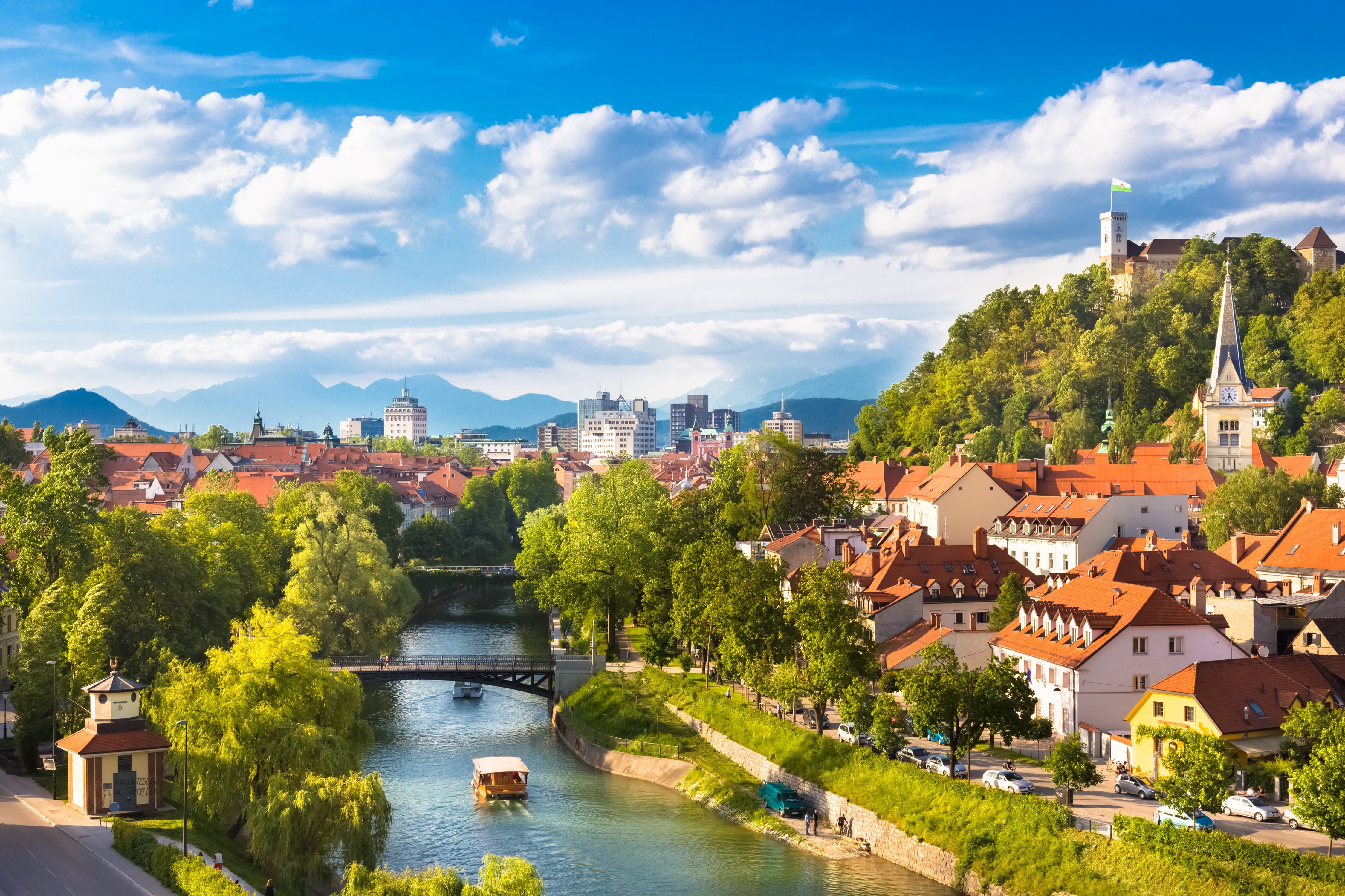 Knjige o Sloveniji (v različnih jezikih)