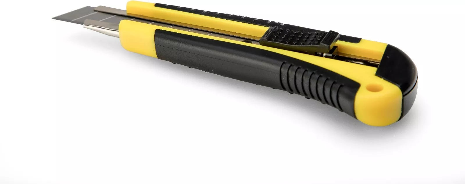 Nož tapetniški Office Point 1872018, širok, 18 mm