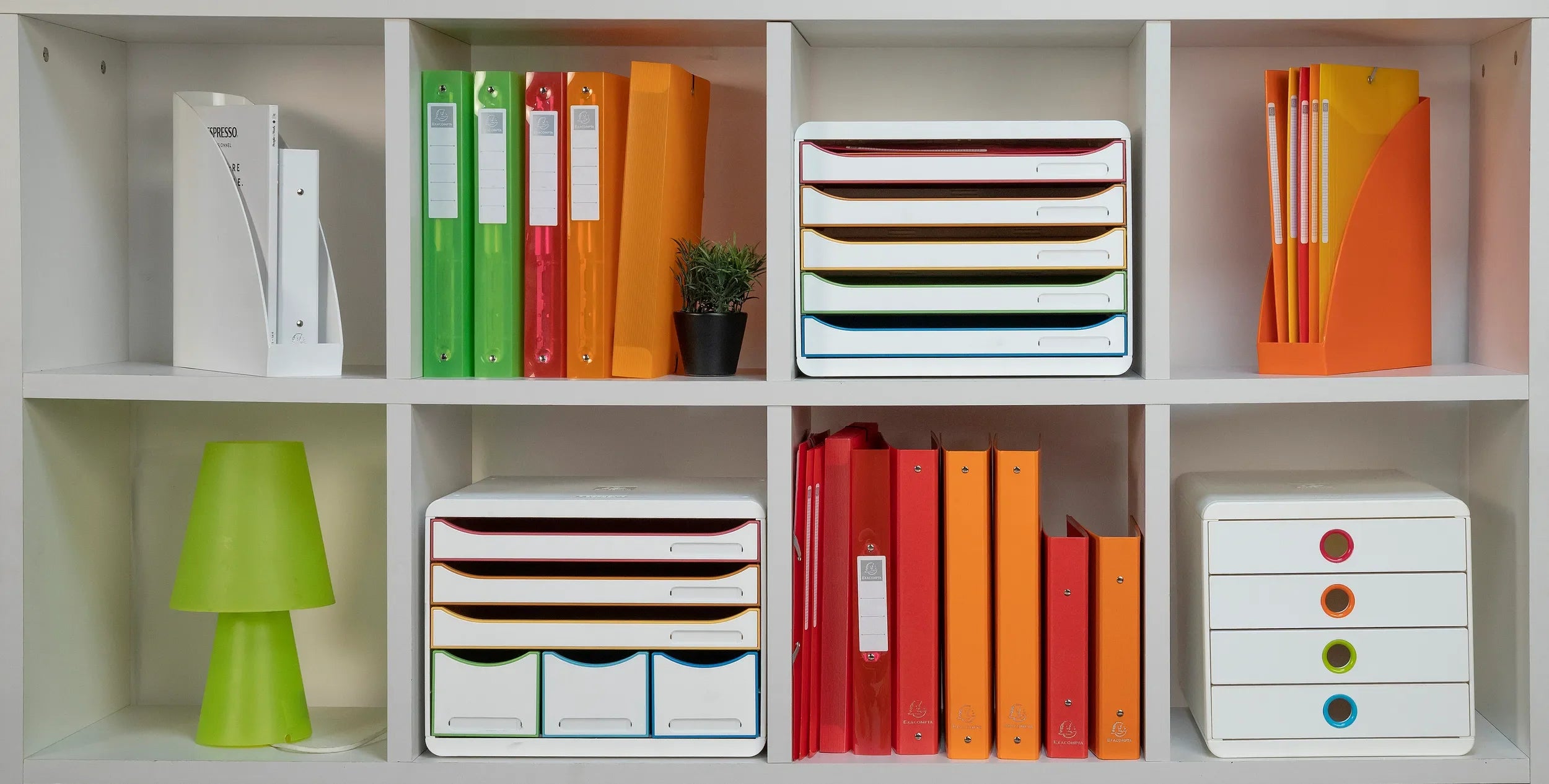 Predalnik Multiform, 1/5, bel ali črn / pisani robovi