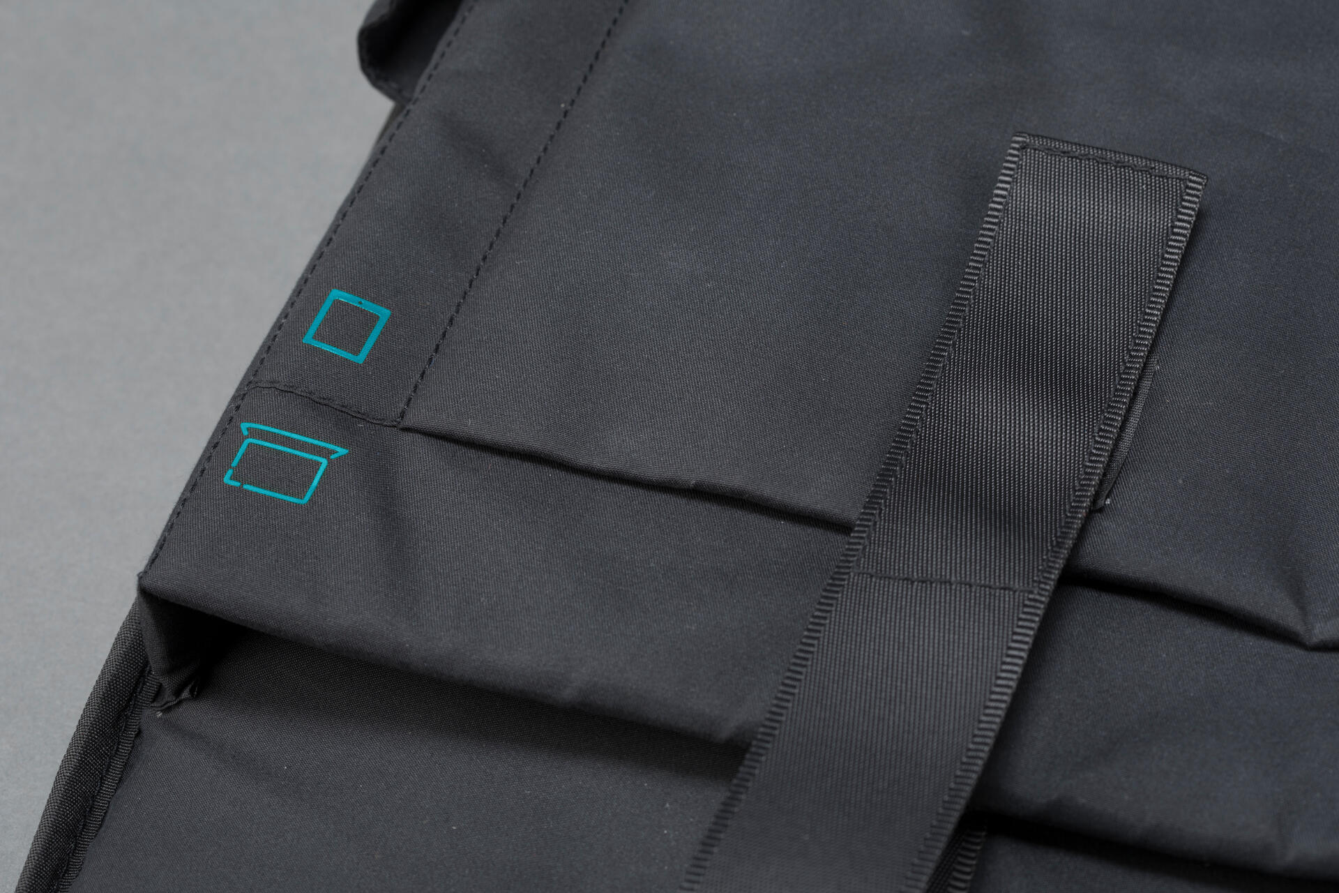 Nahrbtnik Antitheft Xenon 17"