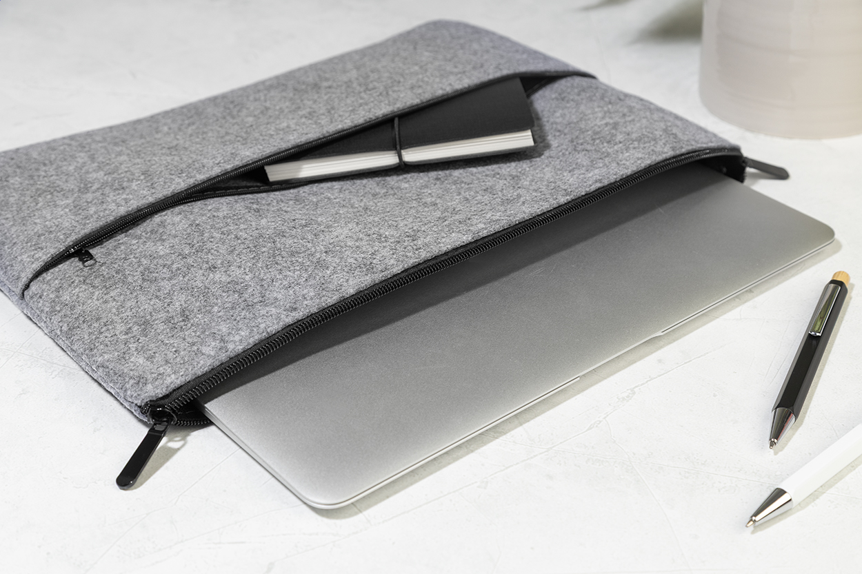 Torba za prenosnik Refelt, filc